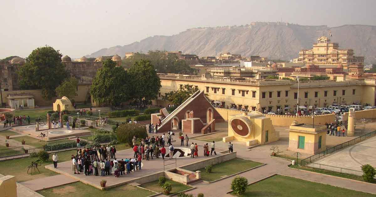 jantar-mantar-jaipur-tour